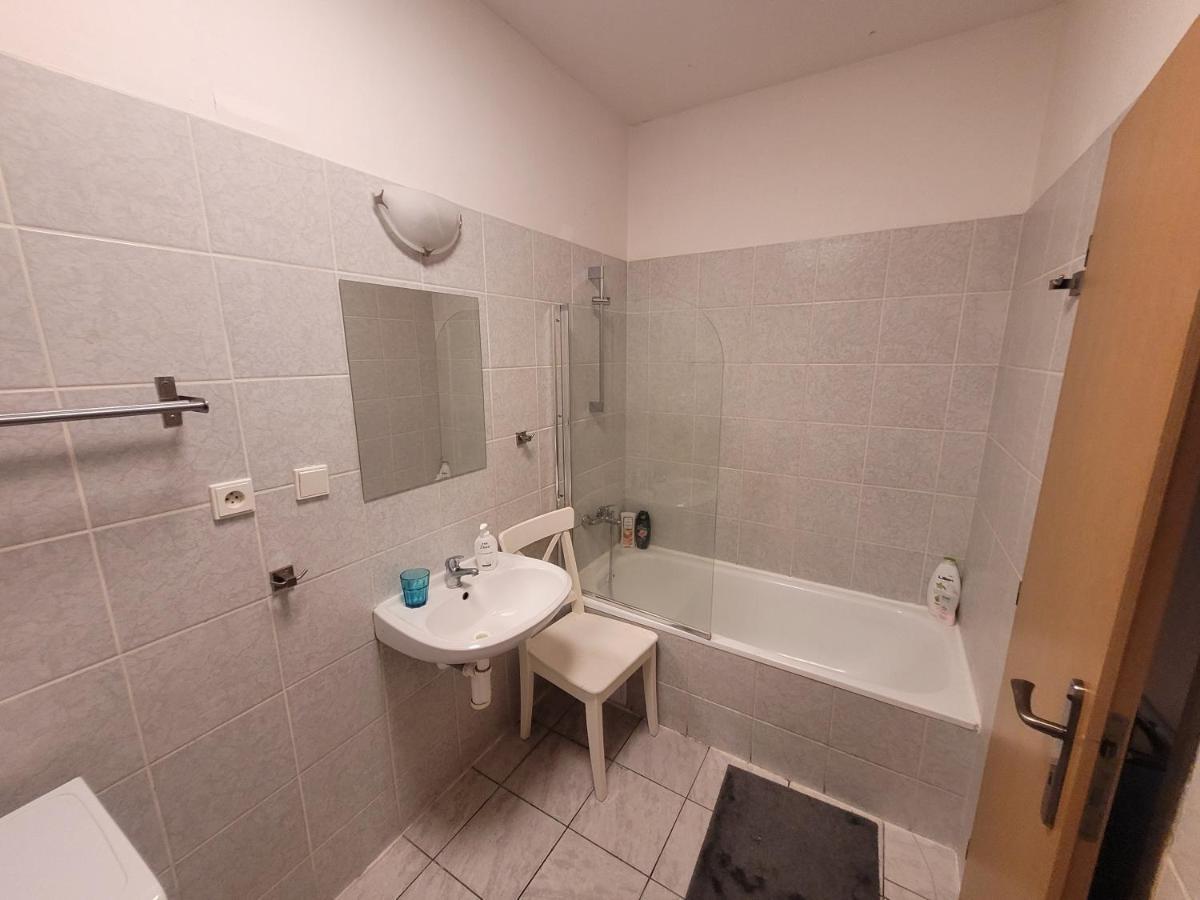 Apartments Zizkov B Prague Luaran gambar